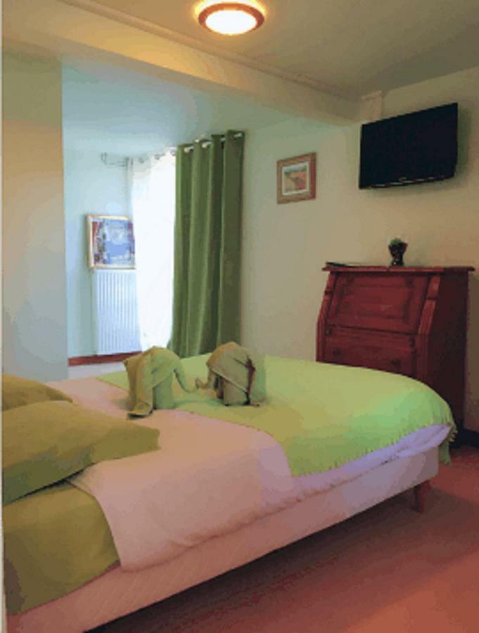 Gite Les Cariolettes Font-Romeu-Odeillo-Via Exterior photo